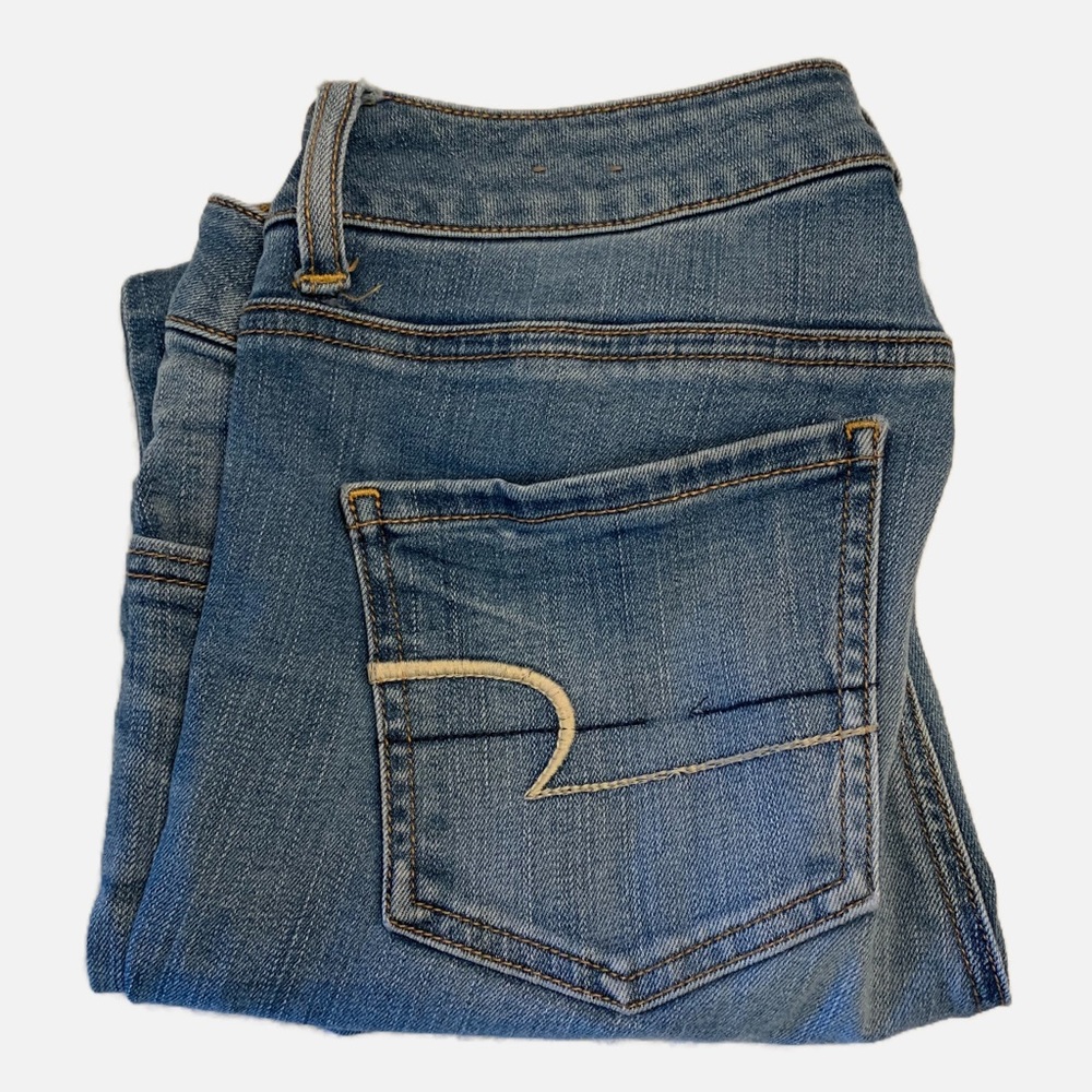 American Eagle Outfitters Jeans, distressed, skinny legs, stretch waist. Size 4 - Picture 1 of 6